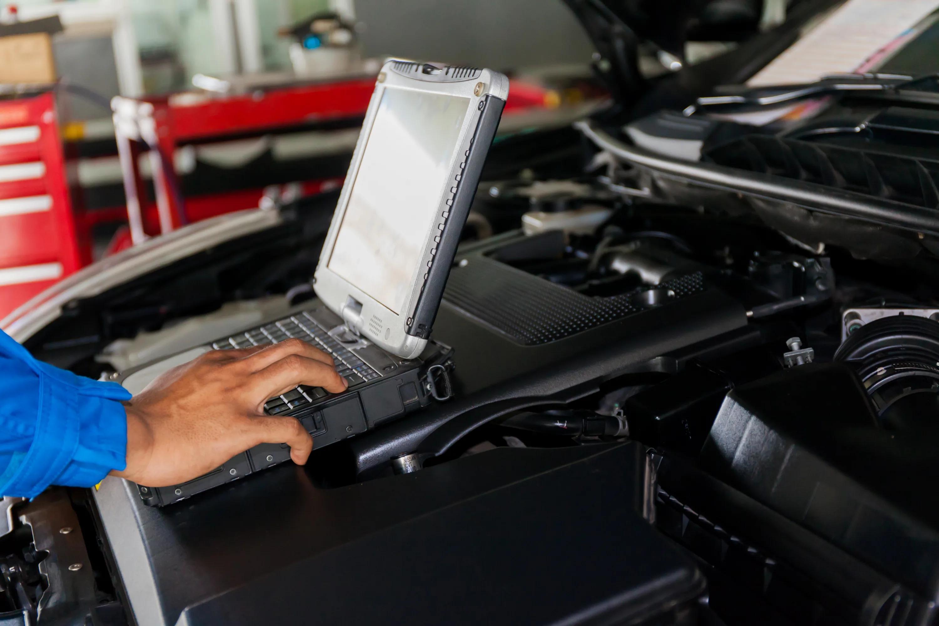 Solutions professionnelles de réparation automobile par  VeloriumPulse 